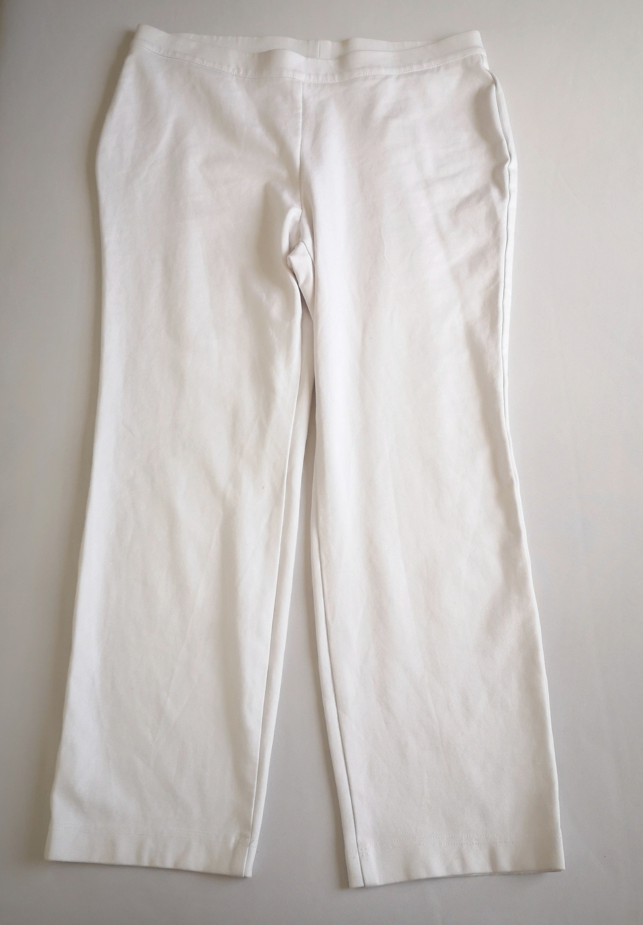 Pantalón con bolsas a los lados y blusa de tirantes larga ❤️