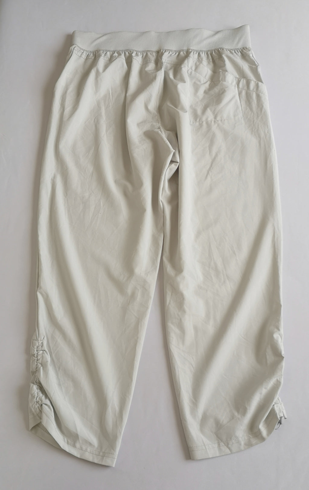 Blusa estilo ancho y pantalón tela suave