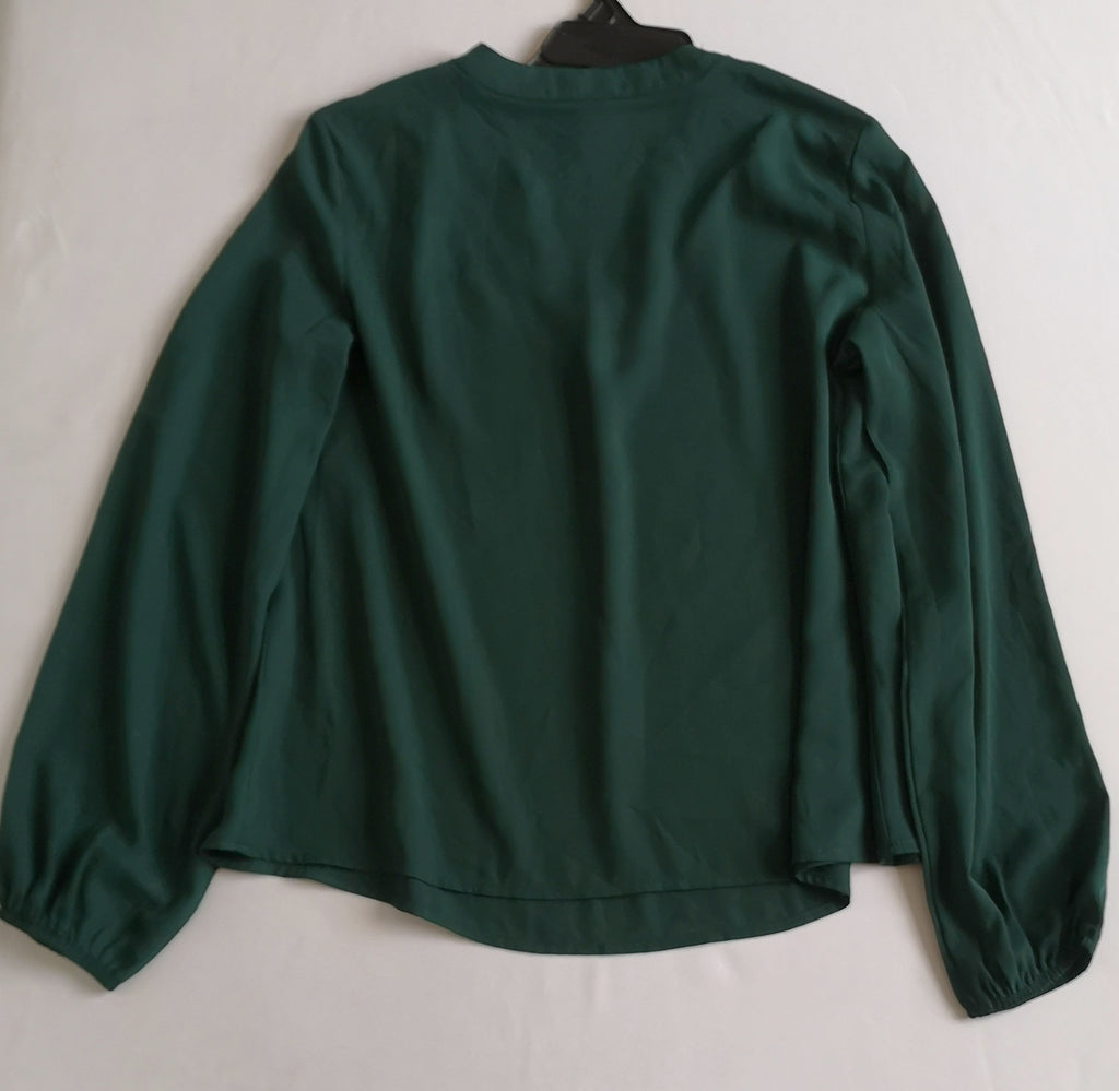 Falda mid de tul con blusa manga larga