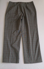 Pantalón semiformal con suéter