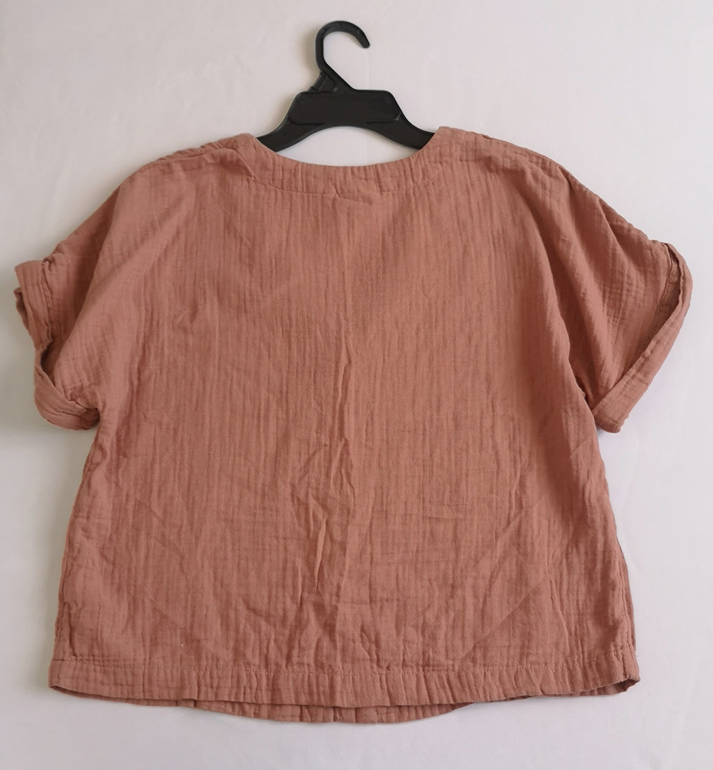 Pantalón jogger con blusa tela corrugada