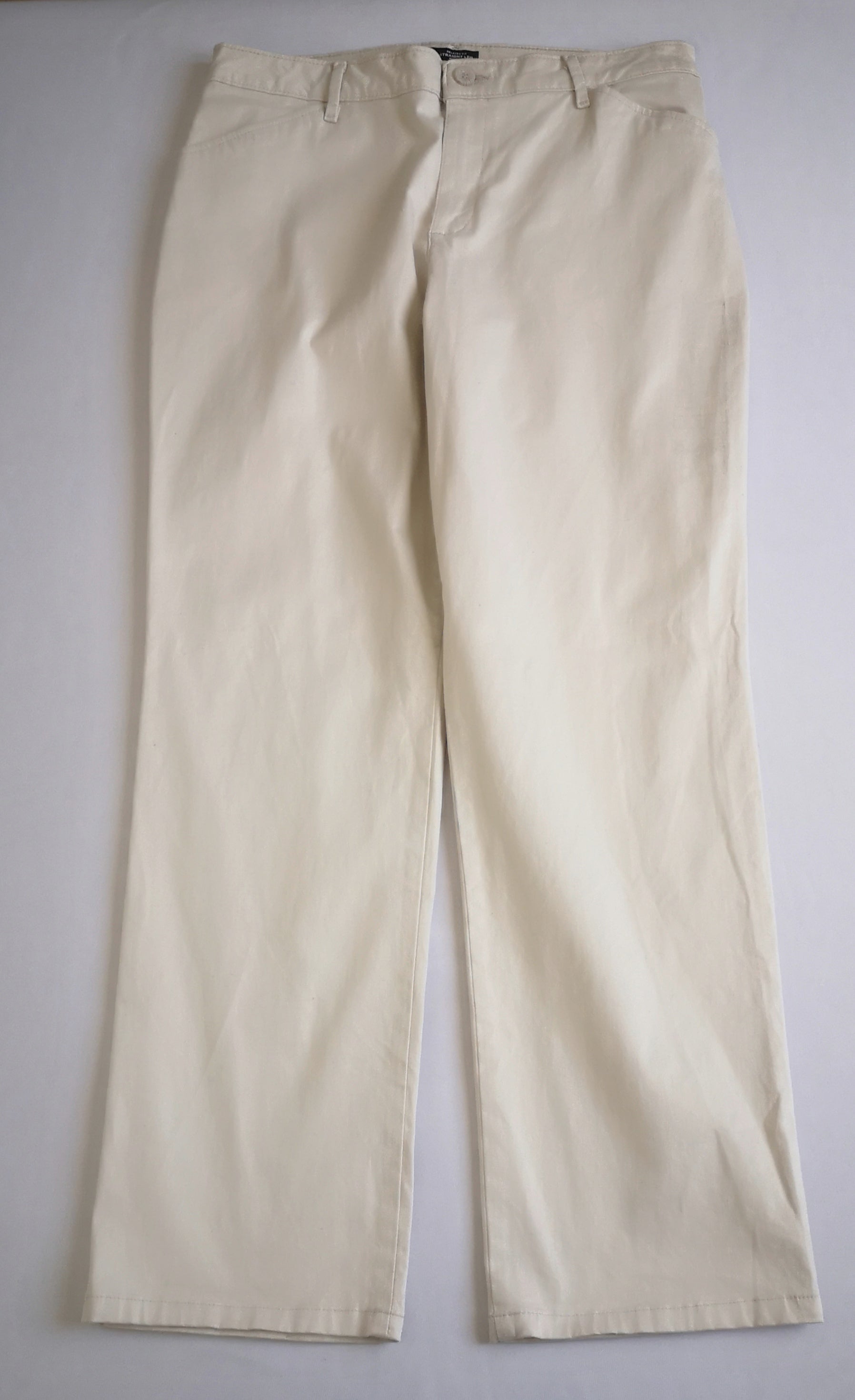 Pantalón de gabardina corte recto con blusa tela suave ❤️