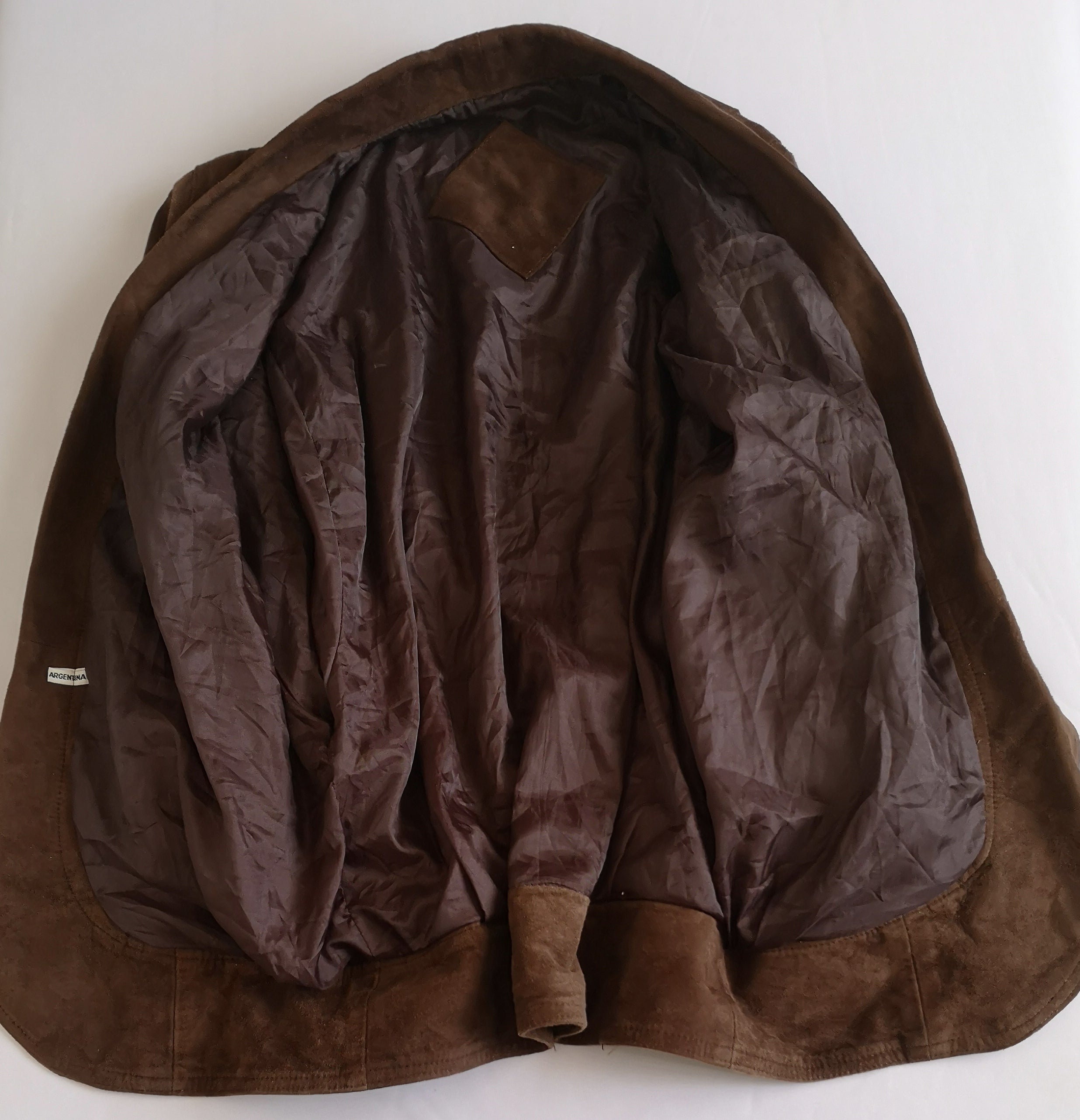 Chaqueta de cuero con paletones