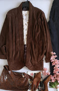 Chaqueta de cuero con paletones