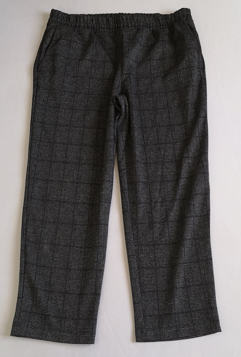 Sueter con gorro y pantalón tipo jogger ❤️