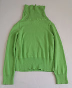 Sueter cuello ancho con pantalón tipo jogger