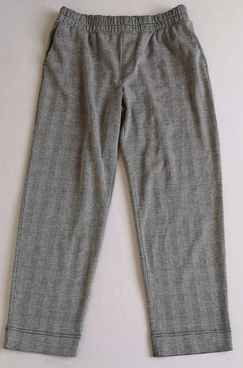 Pantalón tipo jogger con blusa cuello alto 💙