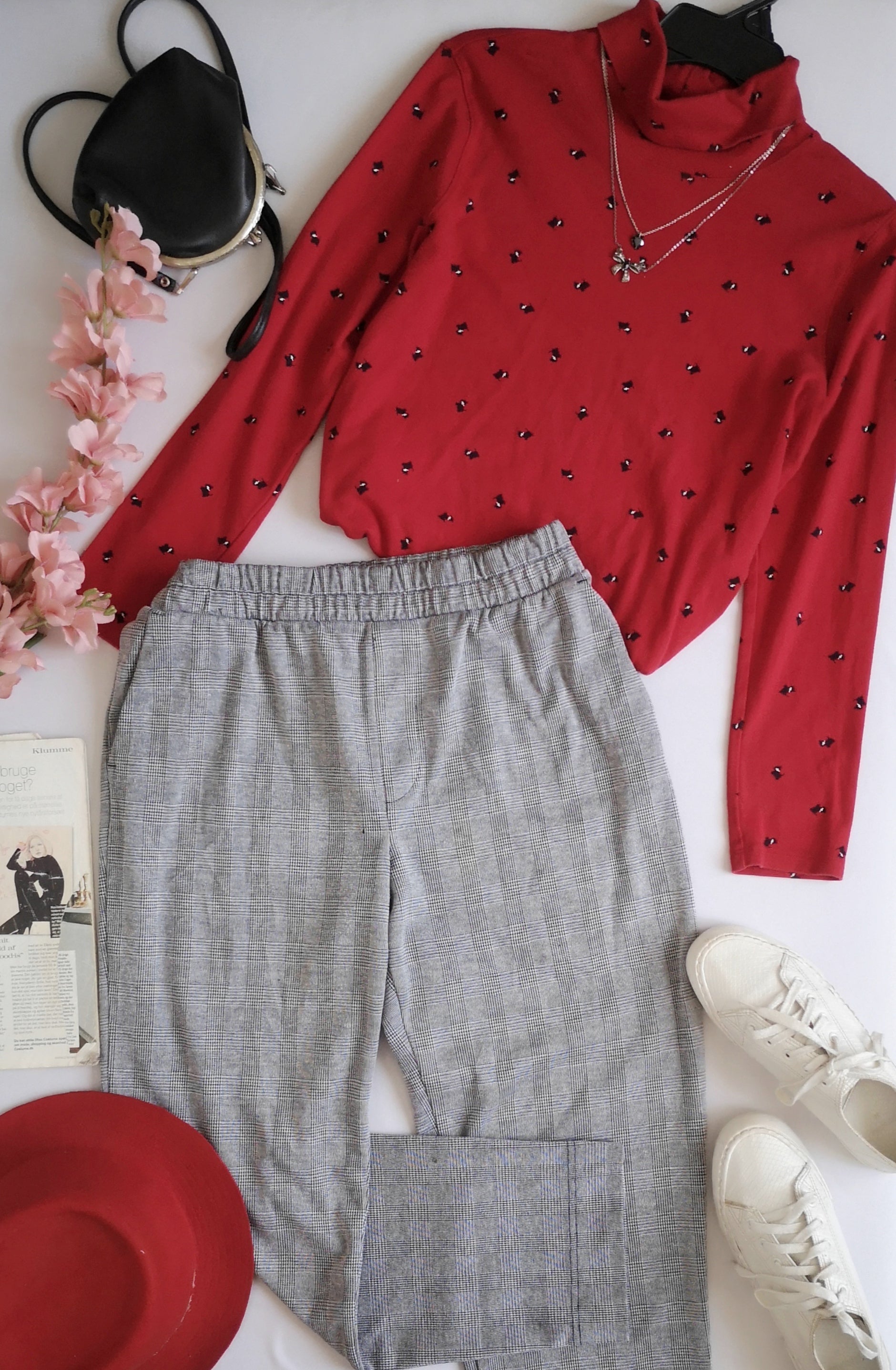 Pantalón tipo jogger con blusa cuello alto 💙
