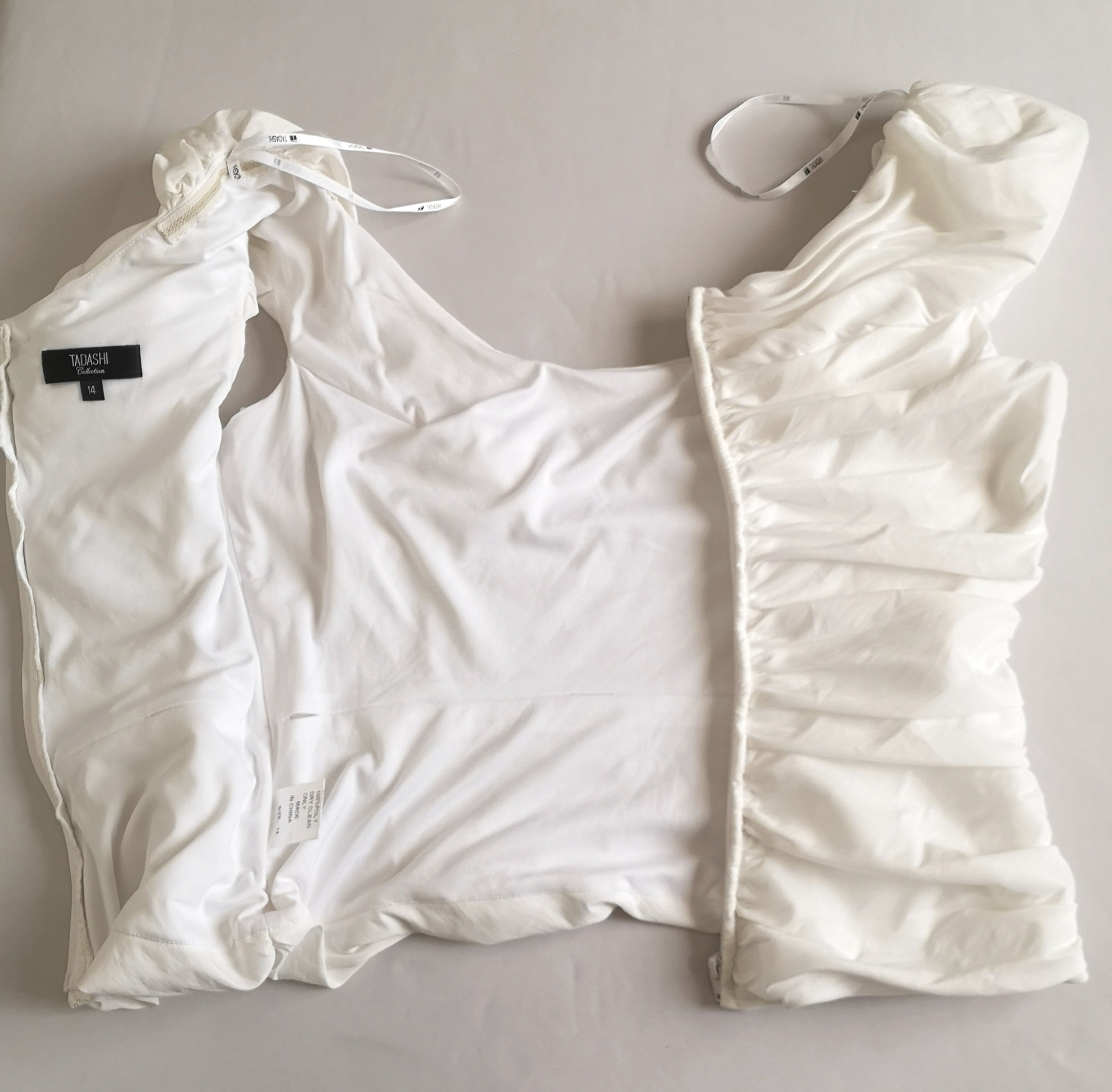 Blusa con zipper atrás y pantalón tipo Culotte