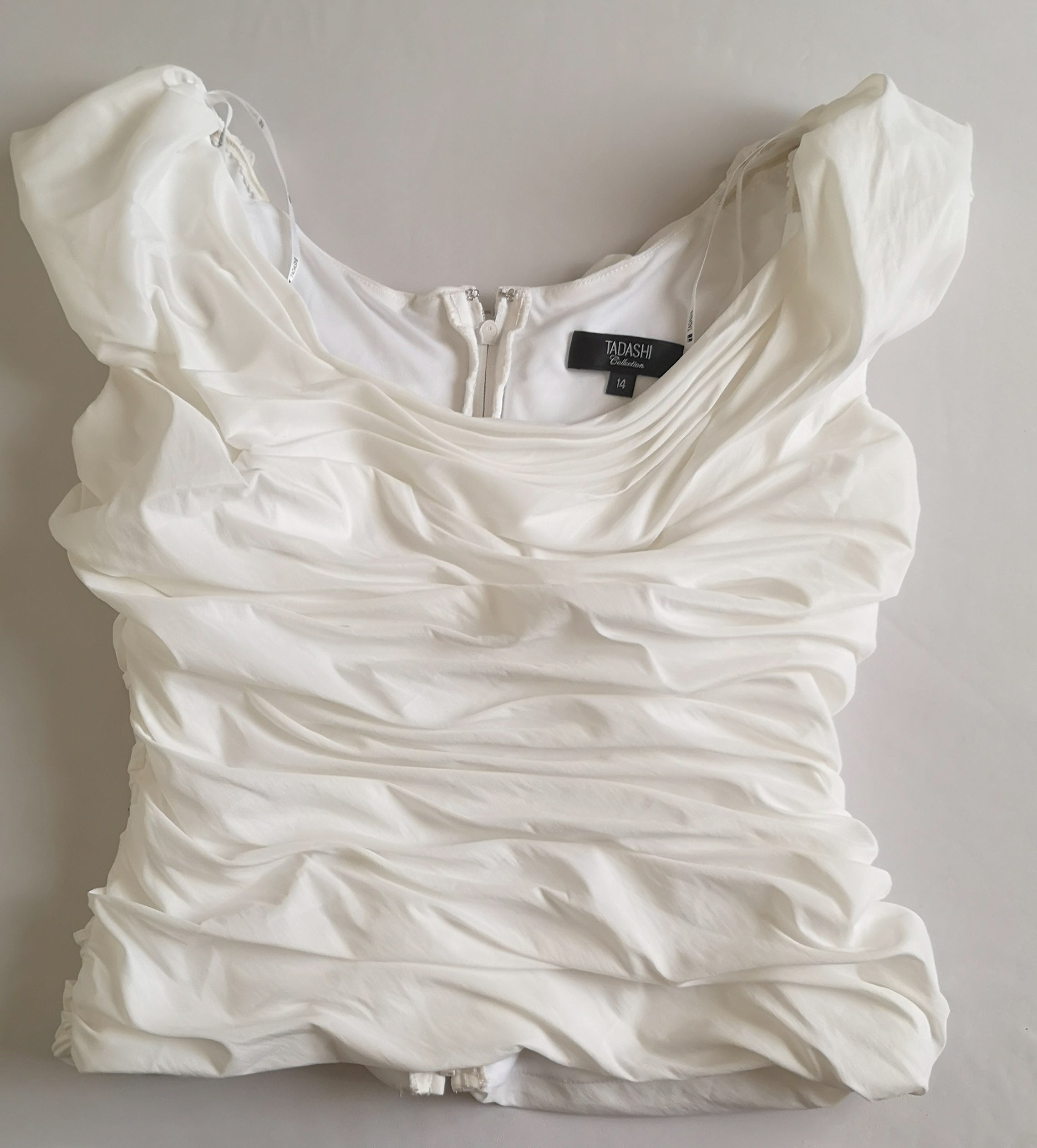 Blusa con zipper atrás y pantalón tipo Culotte
