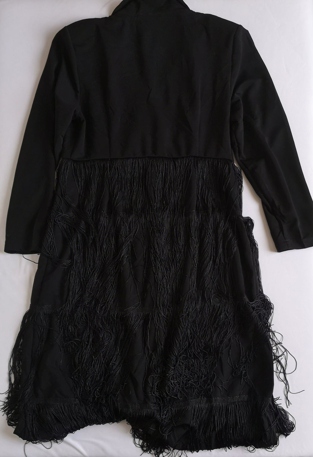 Vestido con flecos