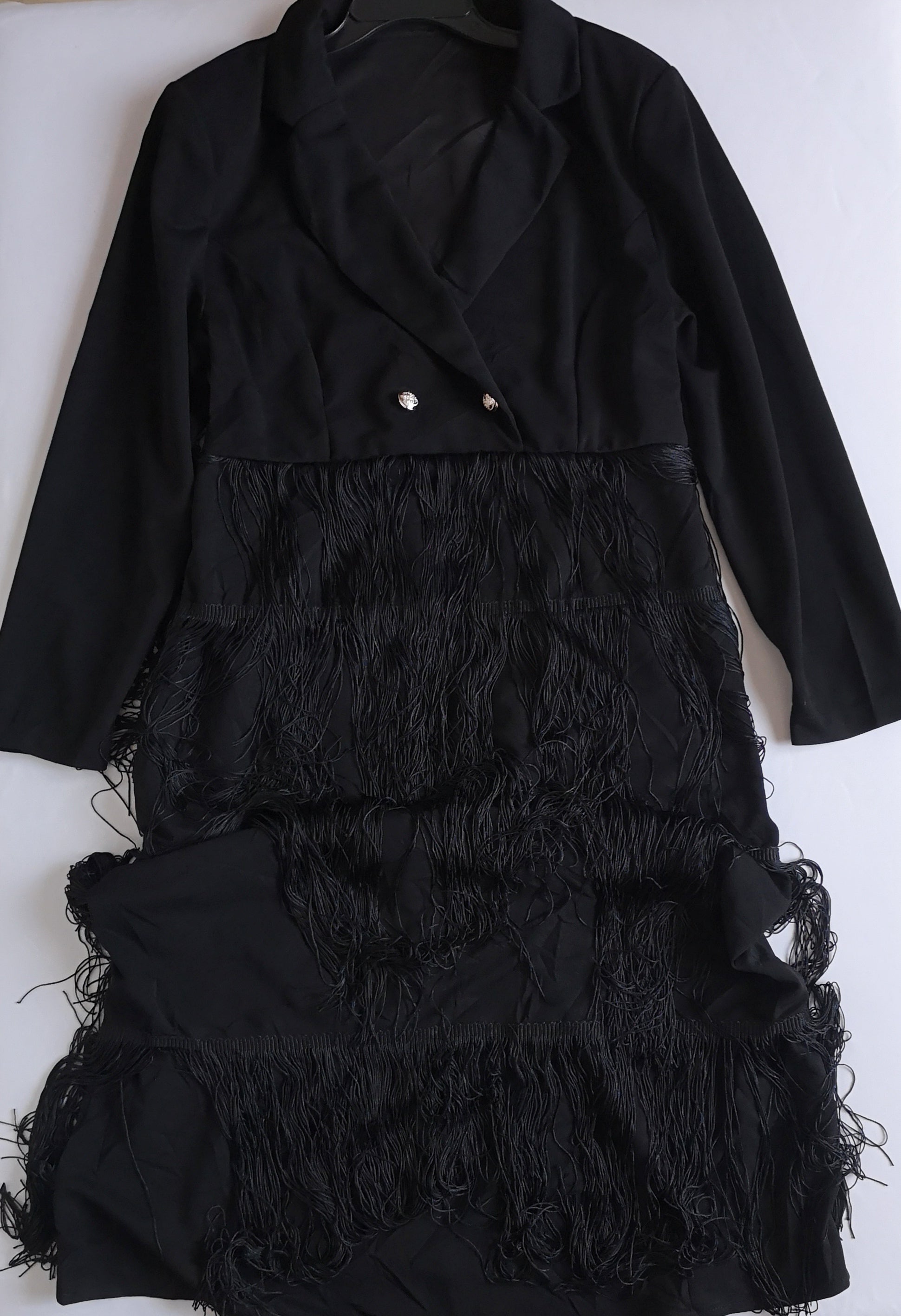 Vestido con flecos