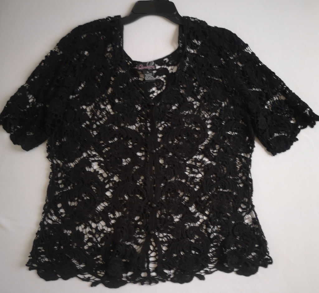 Blusa tipo crochet con falda midi ⚓