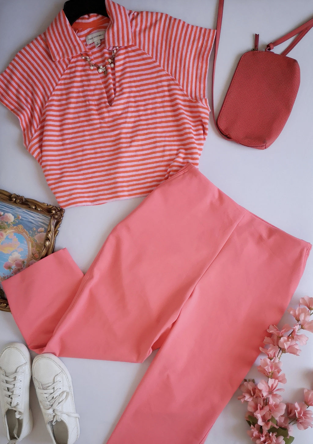 Blusa corta y pantalón ancho d ellas caderas ⚓