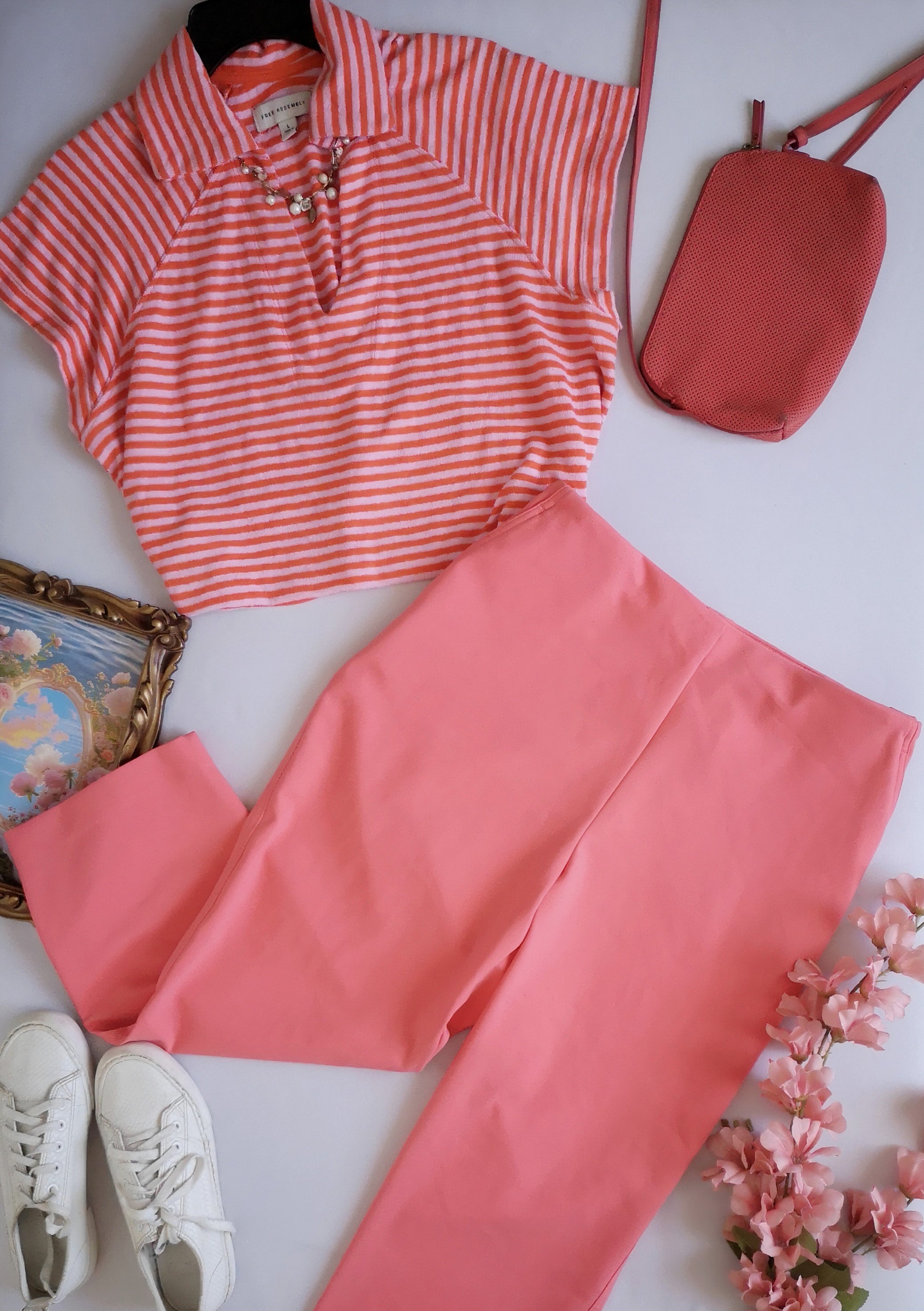 Blusa corta y pantalón ancho d ellas caderas ⚓