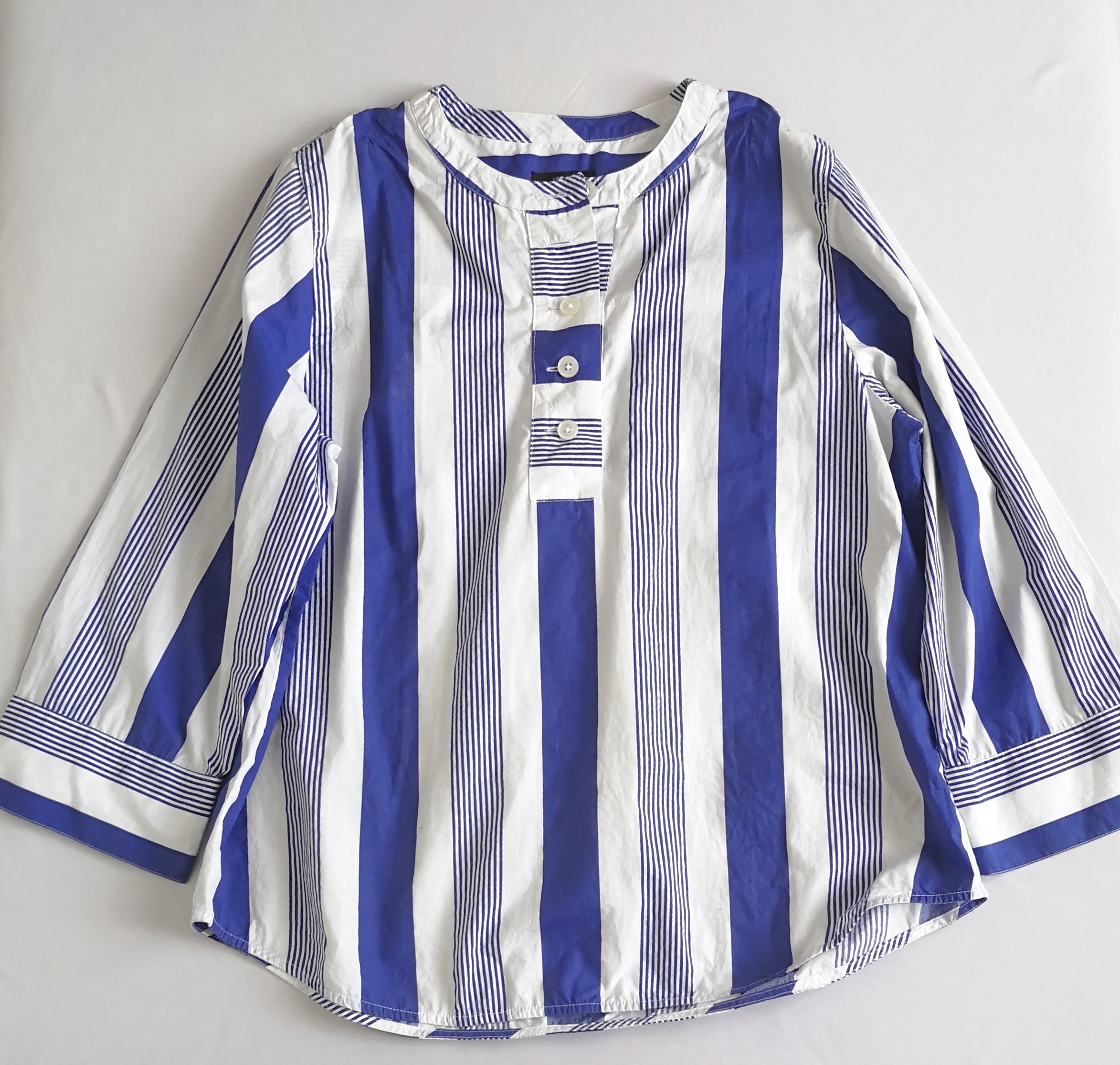 Pantalón ancho de abajo con blusa tipo túnica ⚓