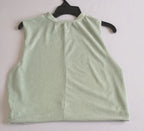 Blusa cuello cerrado con pantalón lino