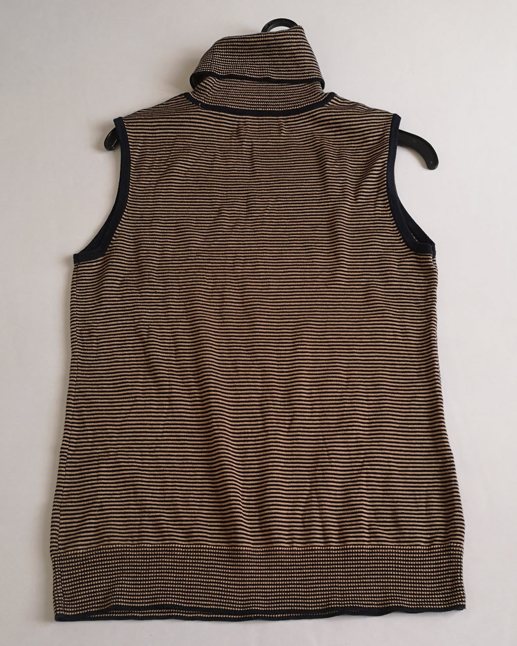Pantalón stresh con blusa cuello alto