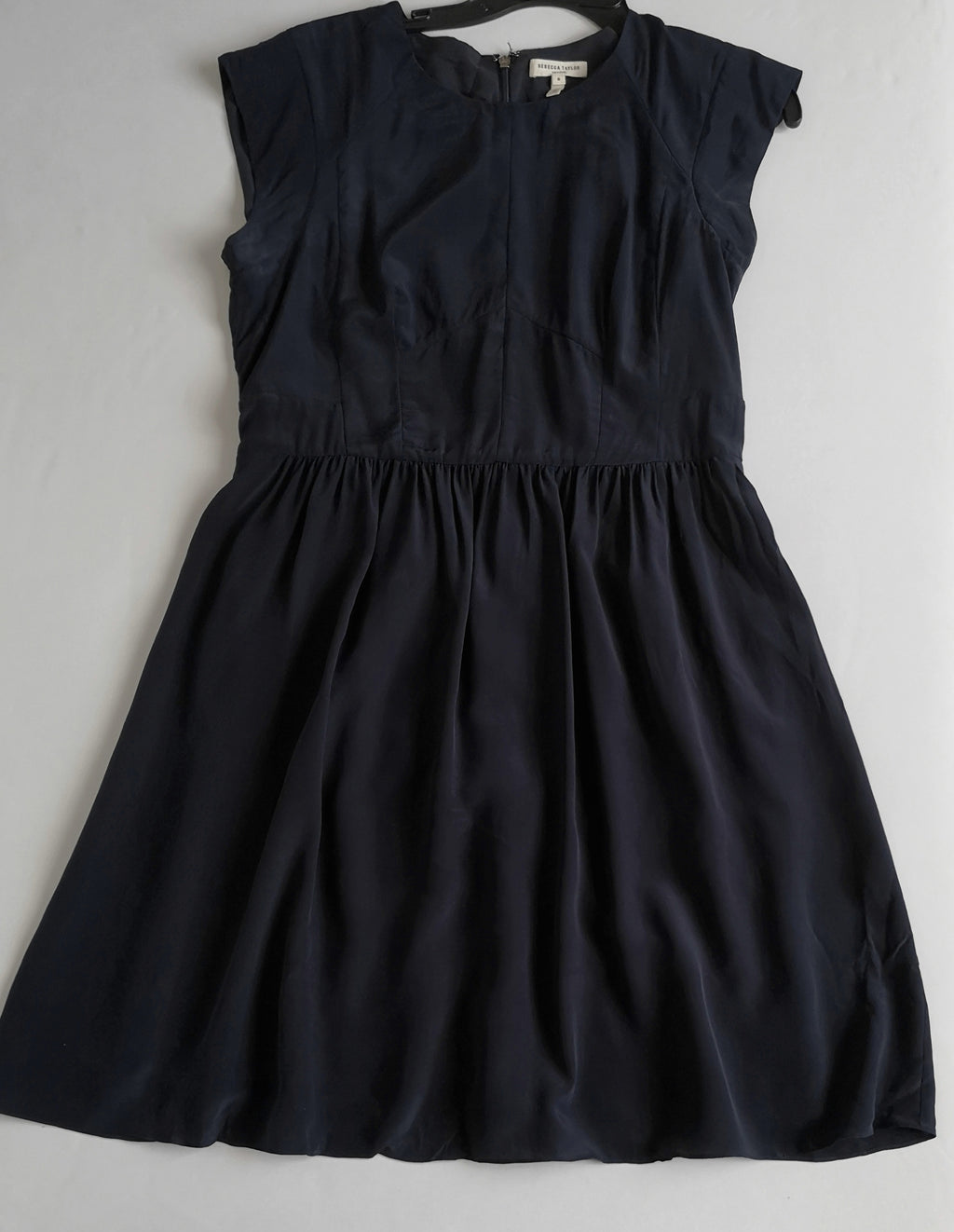 Vestido de seda manga corta ❤️