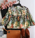 Blusa corta holgada de abajo
