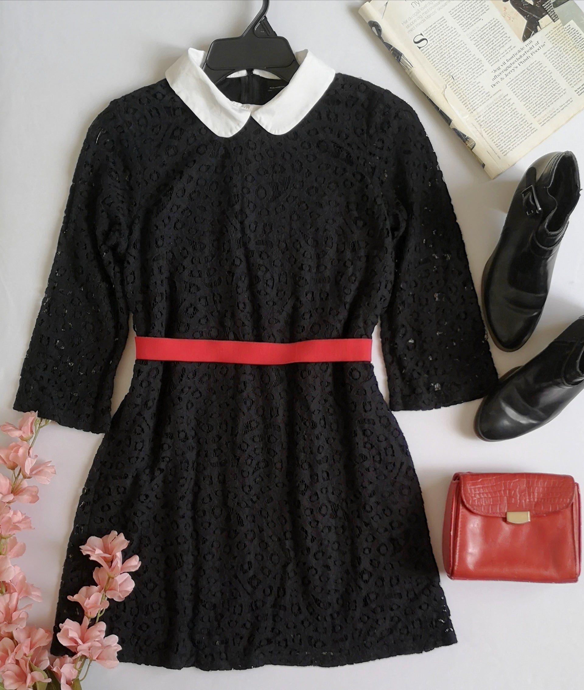 Vestido corto de encaje