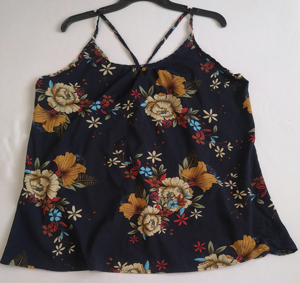 Blusa de tirantes con kimono