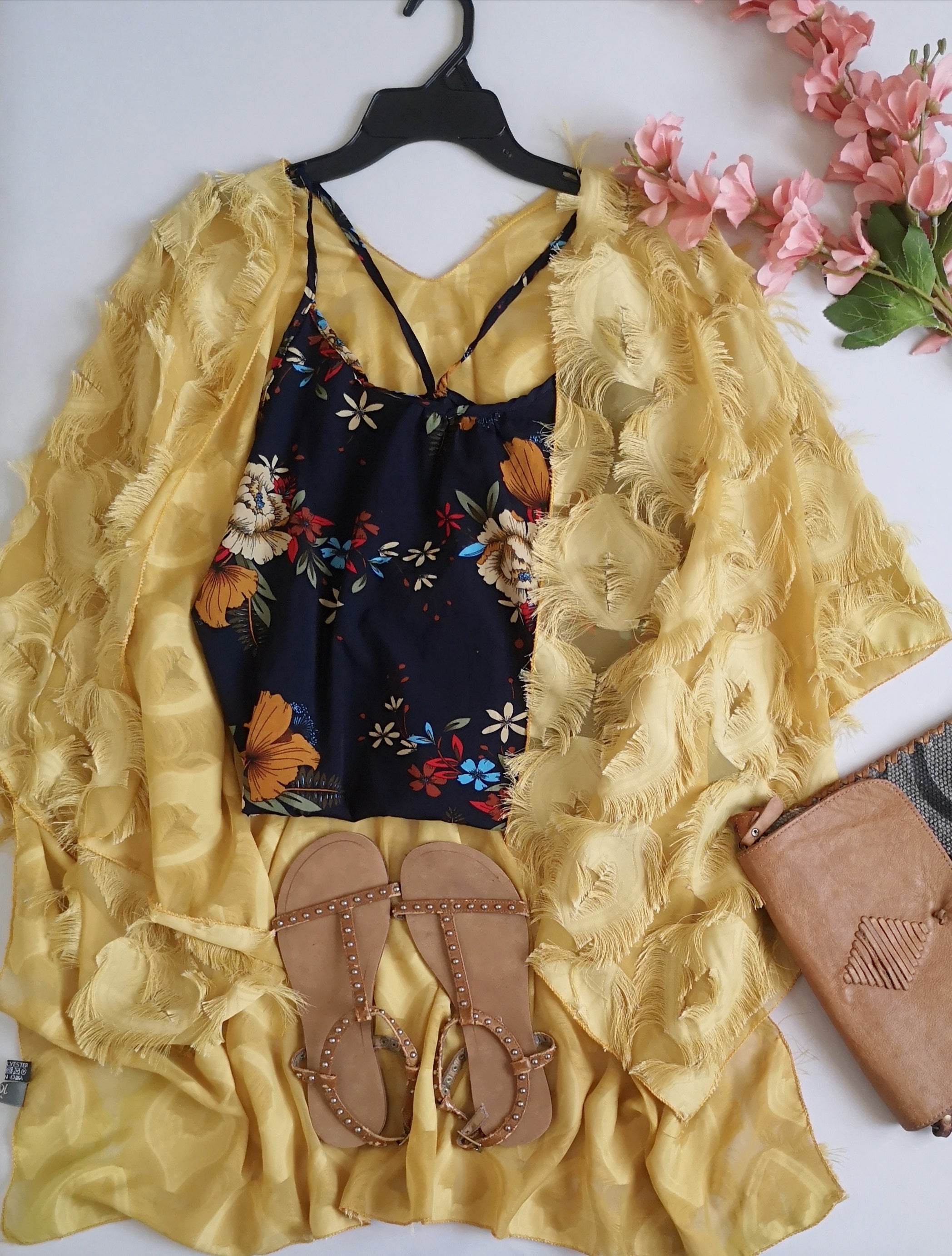 Blusa de tirantes con kimono
