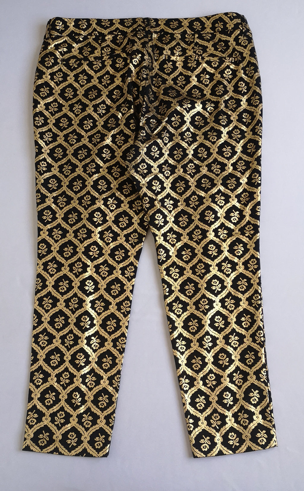 Pantalón stresh con blusa mangas Campana