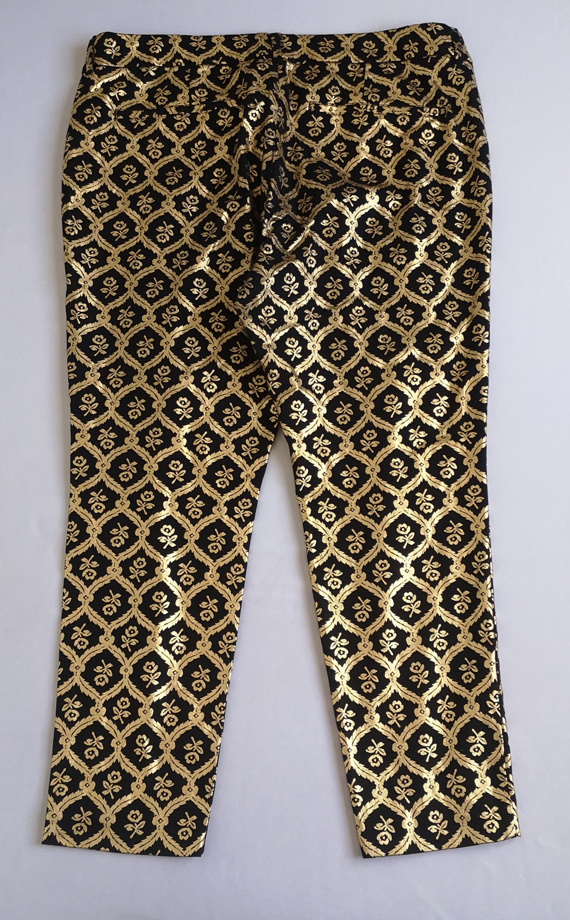 Pantalón stresh con blusa mangas Campana