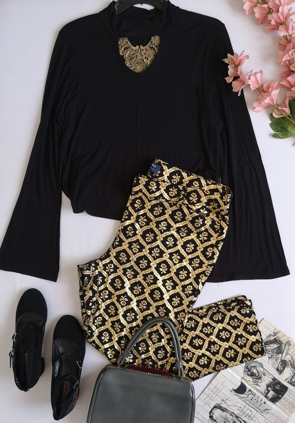 Pantalón stresh con blusa mangas Campana