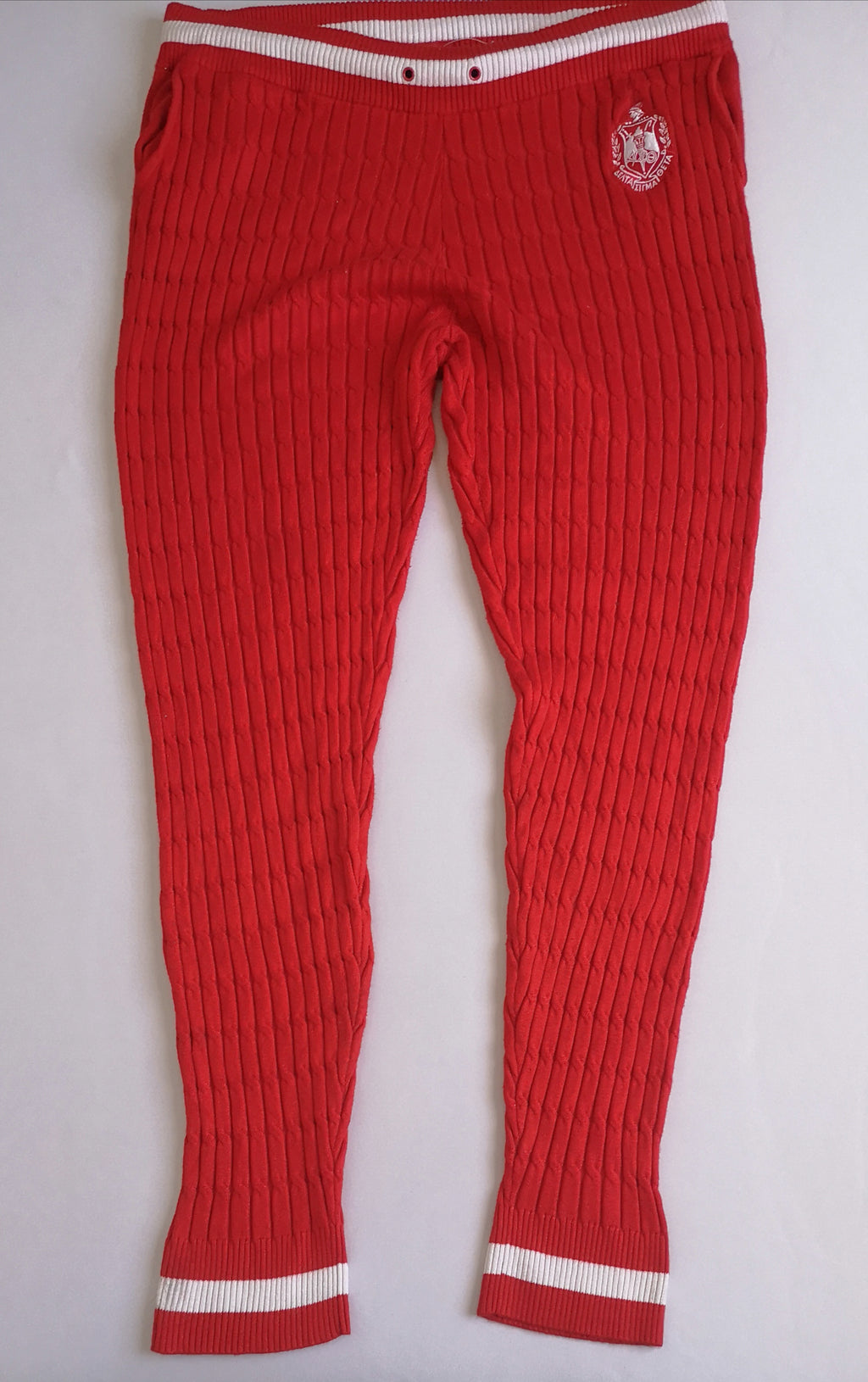 Sueter corto con pantalón tejido