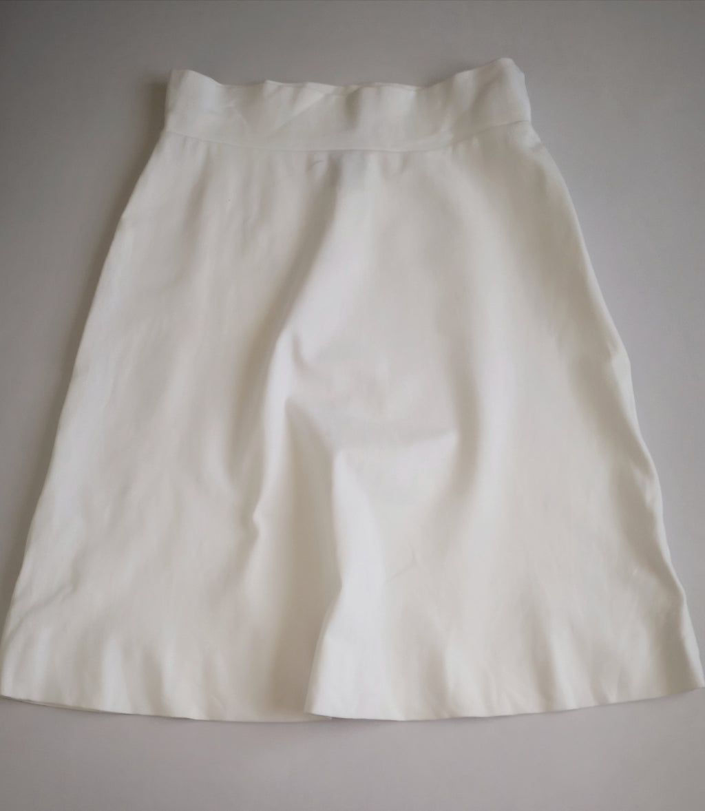Blusa tejida con falda midi