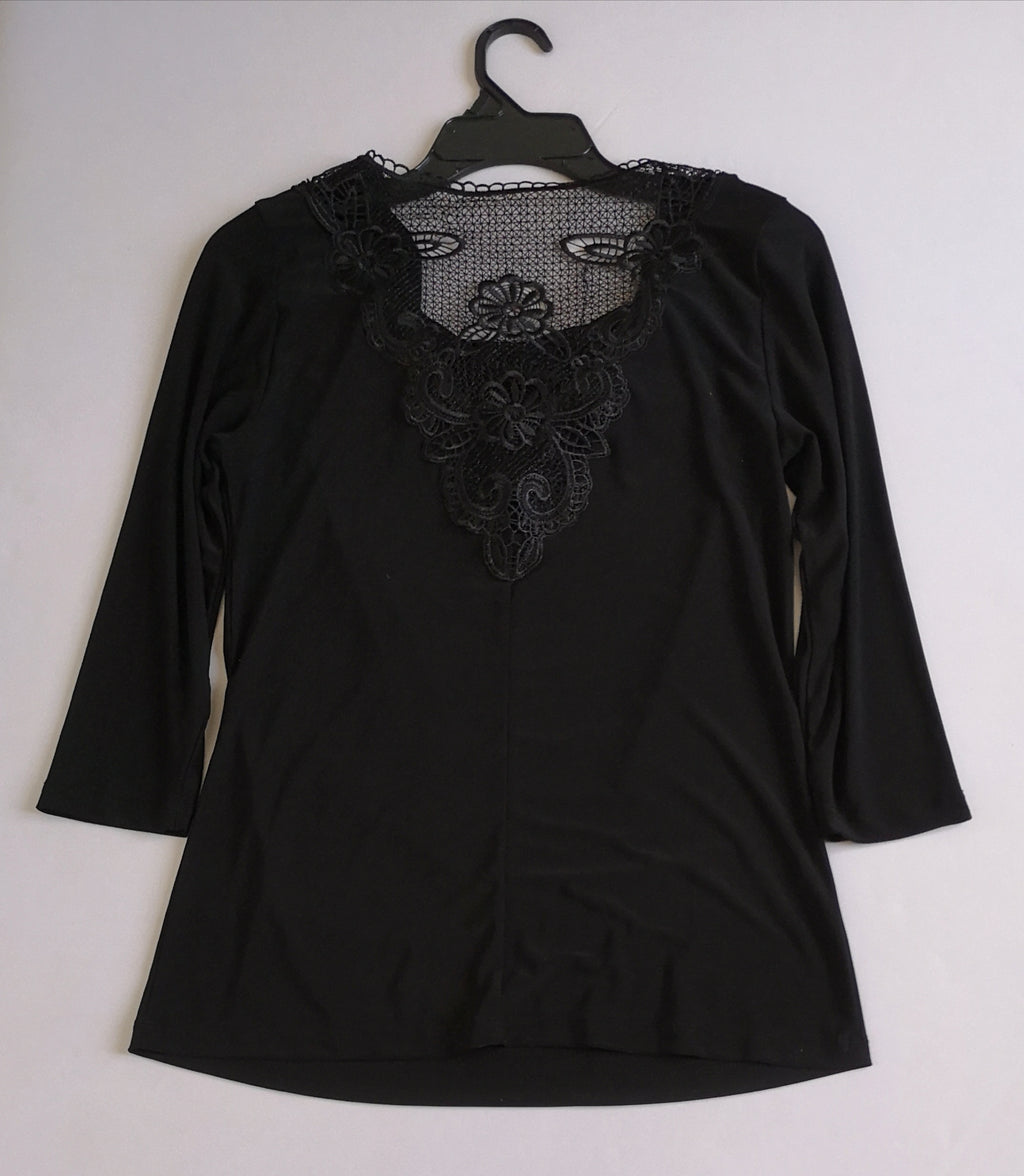 Falda de tul con blusa cuello drapeado