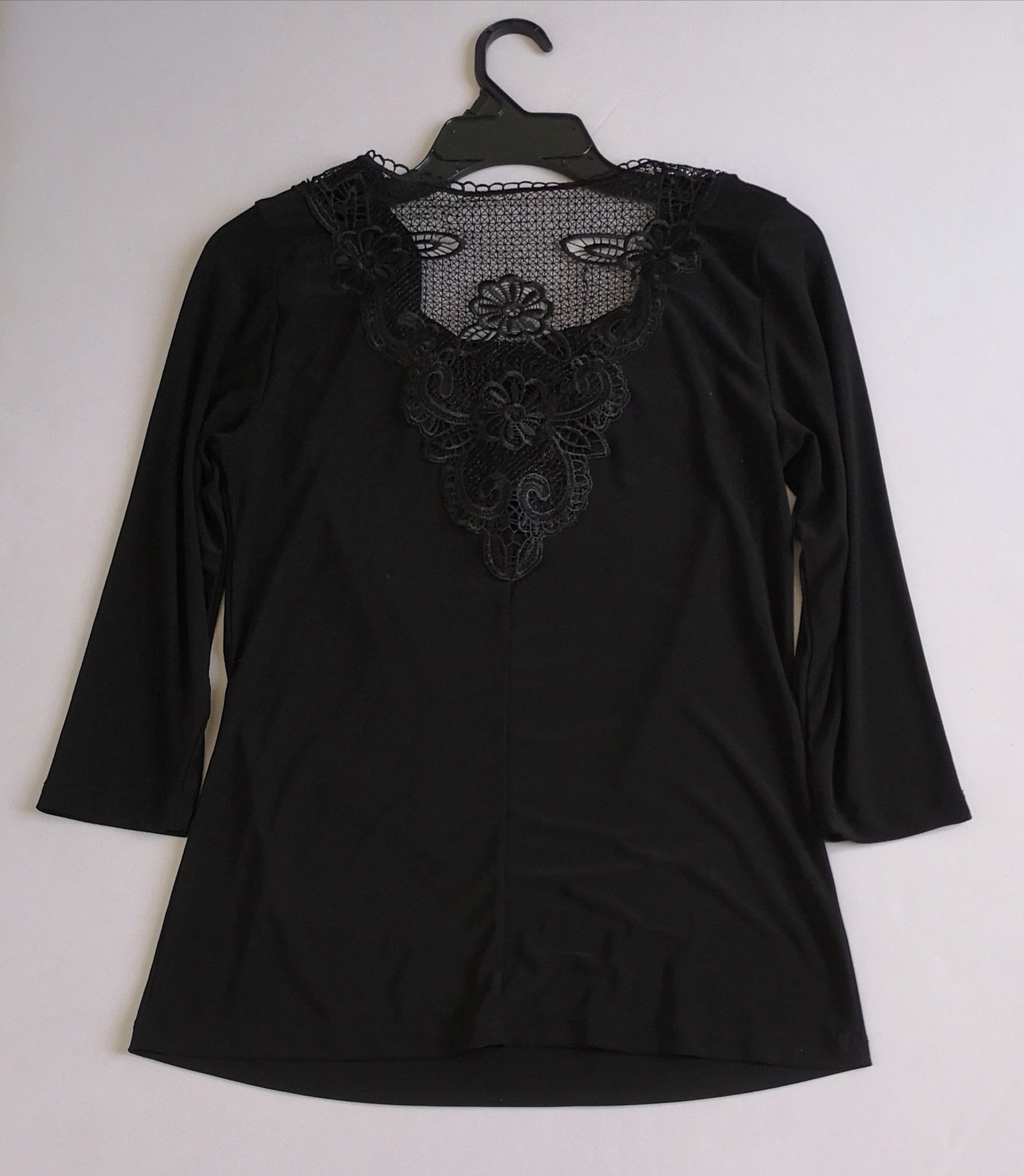 Falda de tul con blusa cuello drapeado