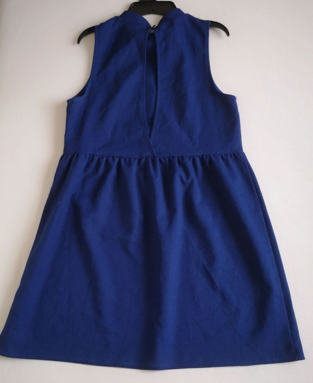 Vestido abierto de atrás