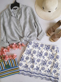 Blusa de lino con falda bordada