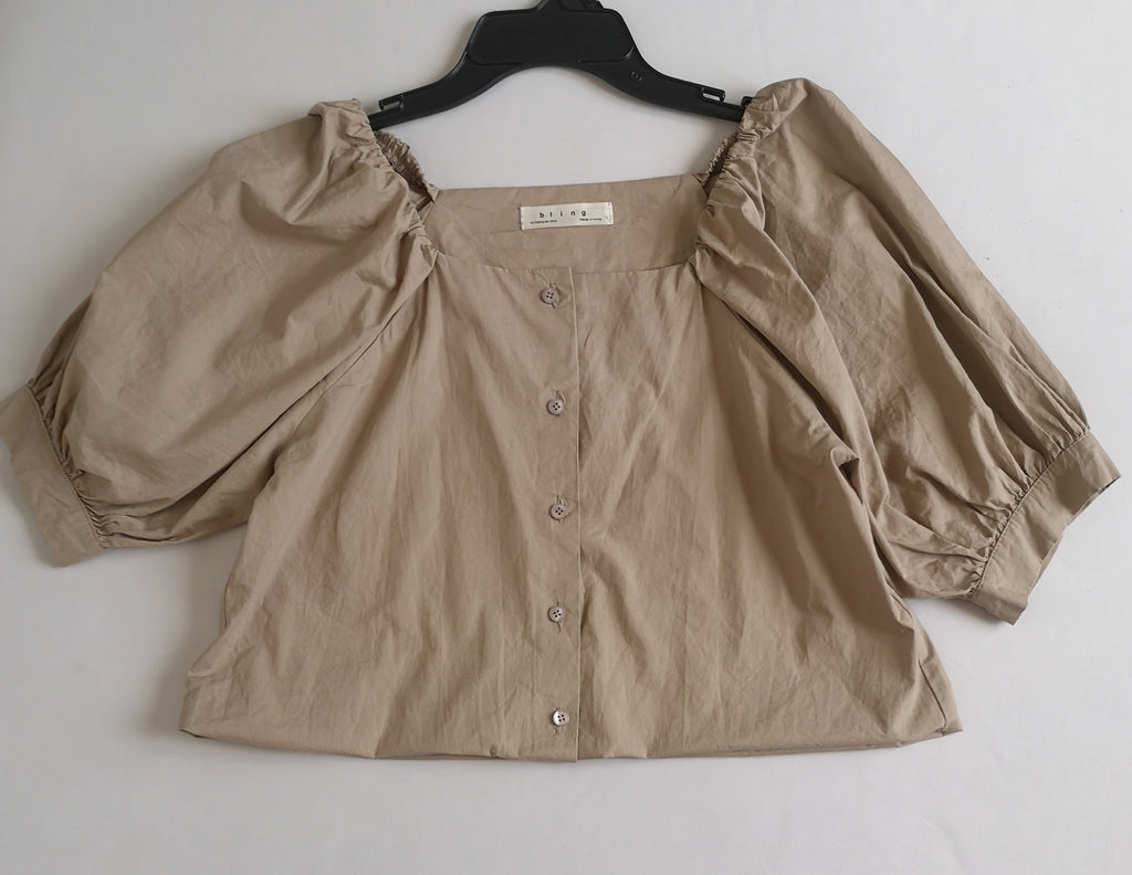 Blusa corta mangas bombachas con short de lino