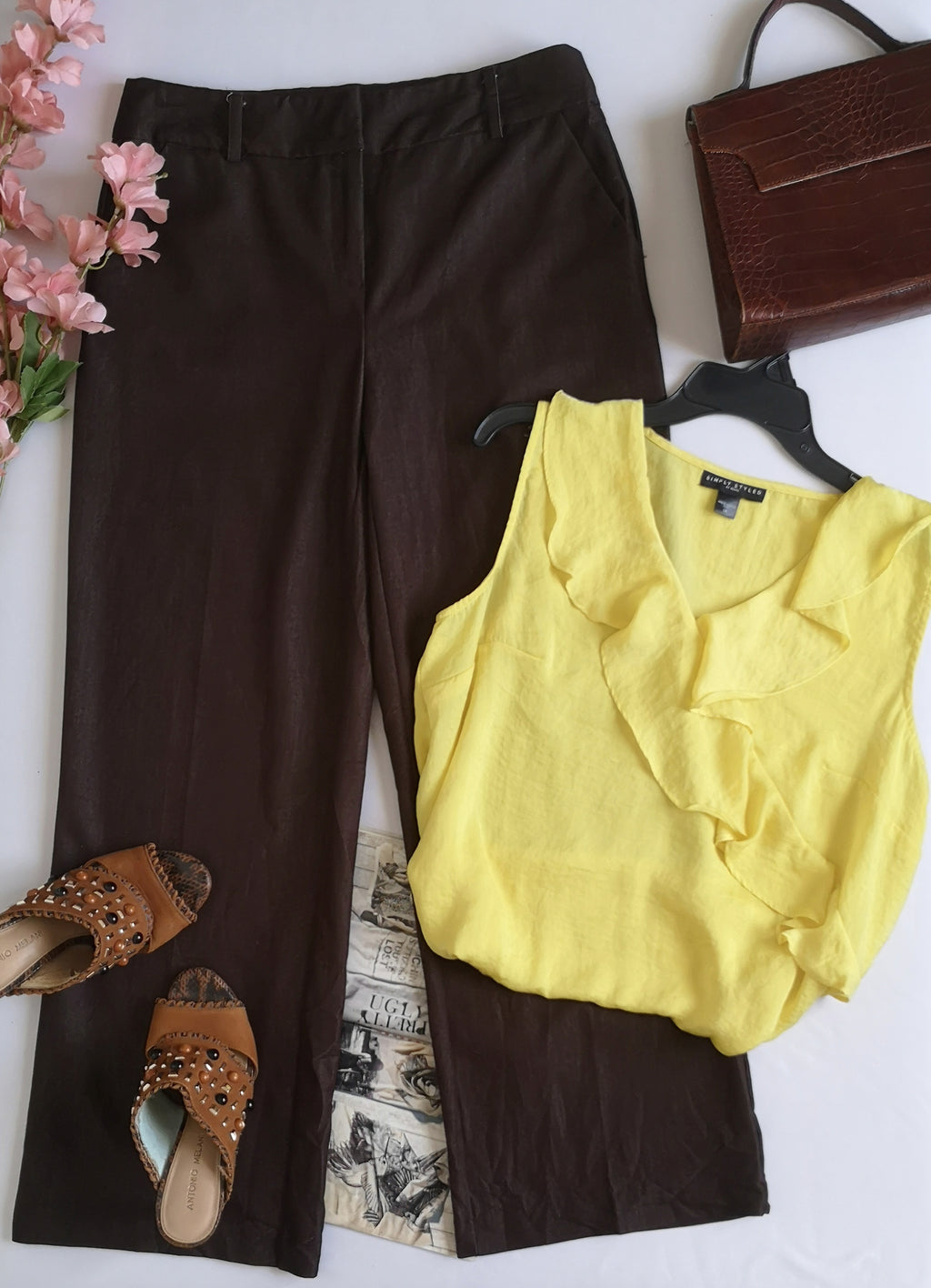 Blusa tipo seda con palazzo semiformal