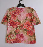 Blusa con botones y falda larga