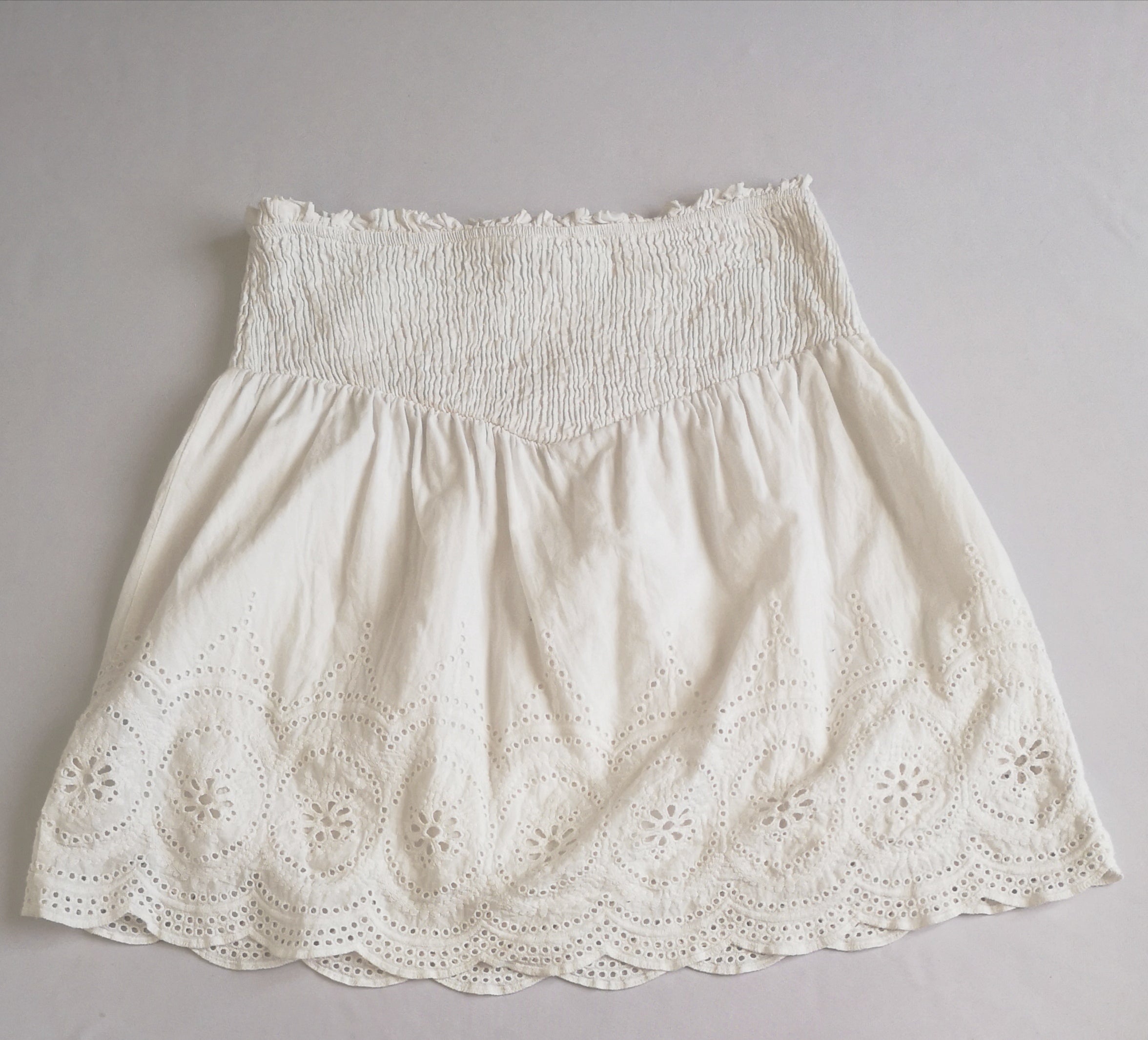 Blusa con olanes y falda de algodón ❤️