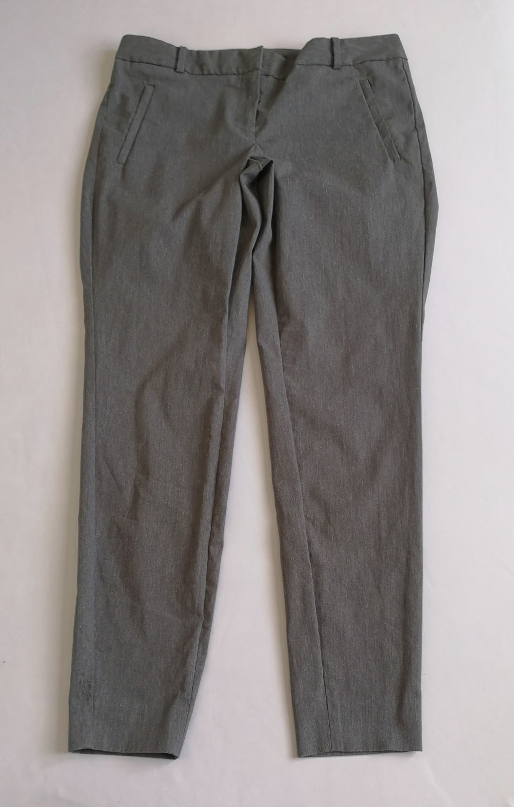 Pantalón con bolsas y blusa tipo chaleco