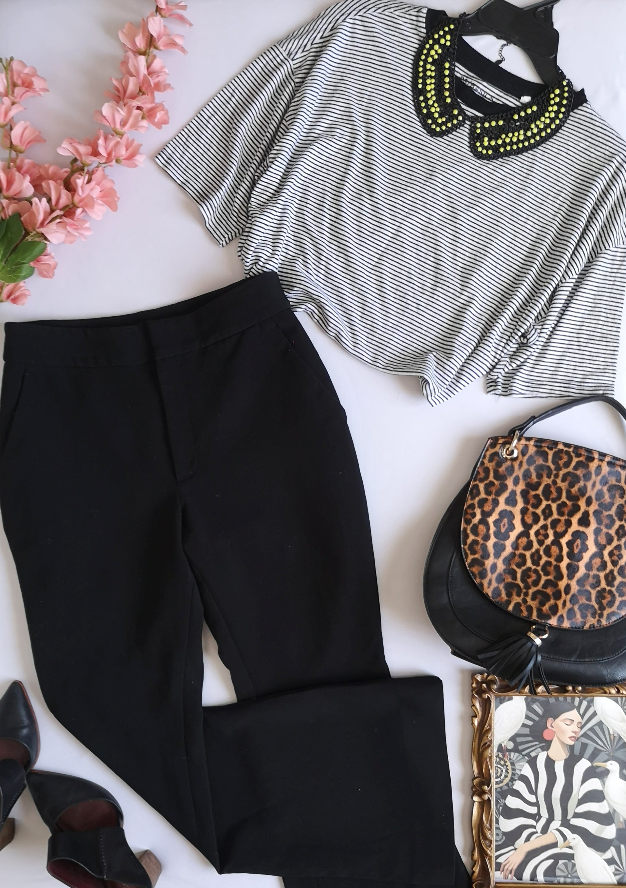 Pantalón Campana con blusa corta ⚓