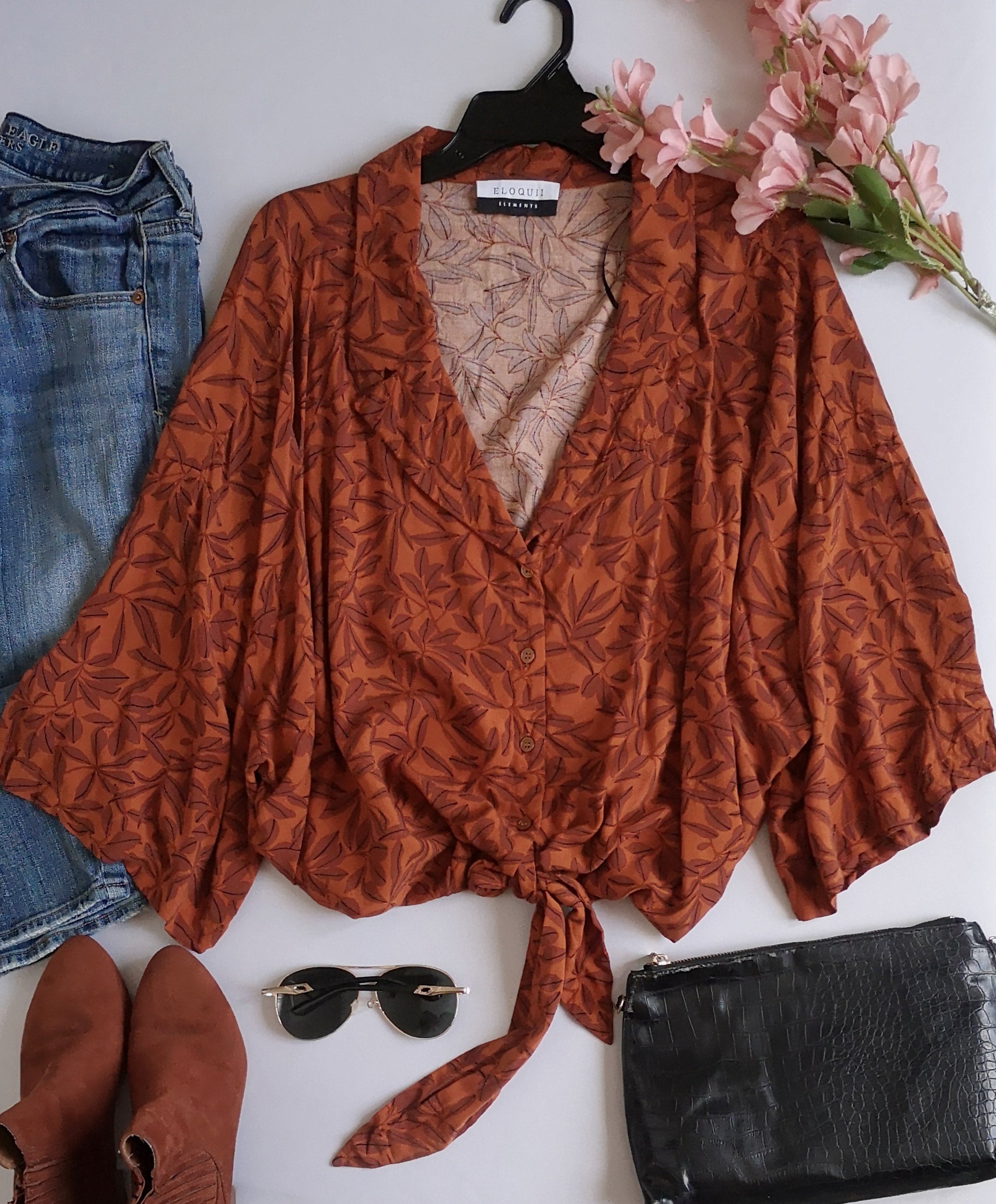 Blusa con nudo