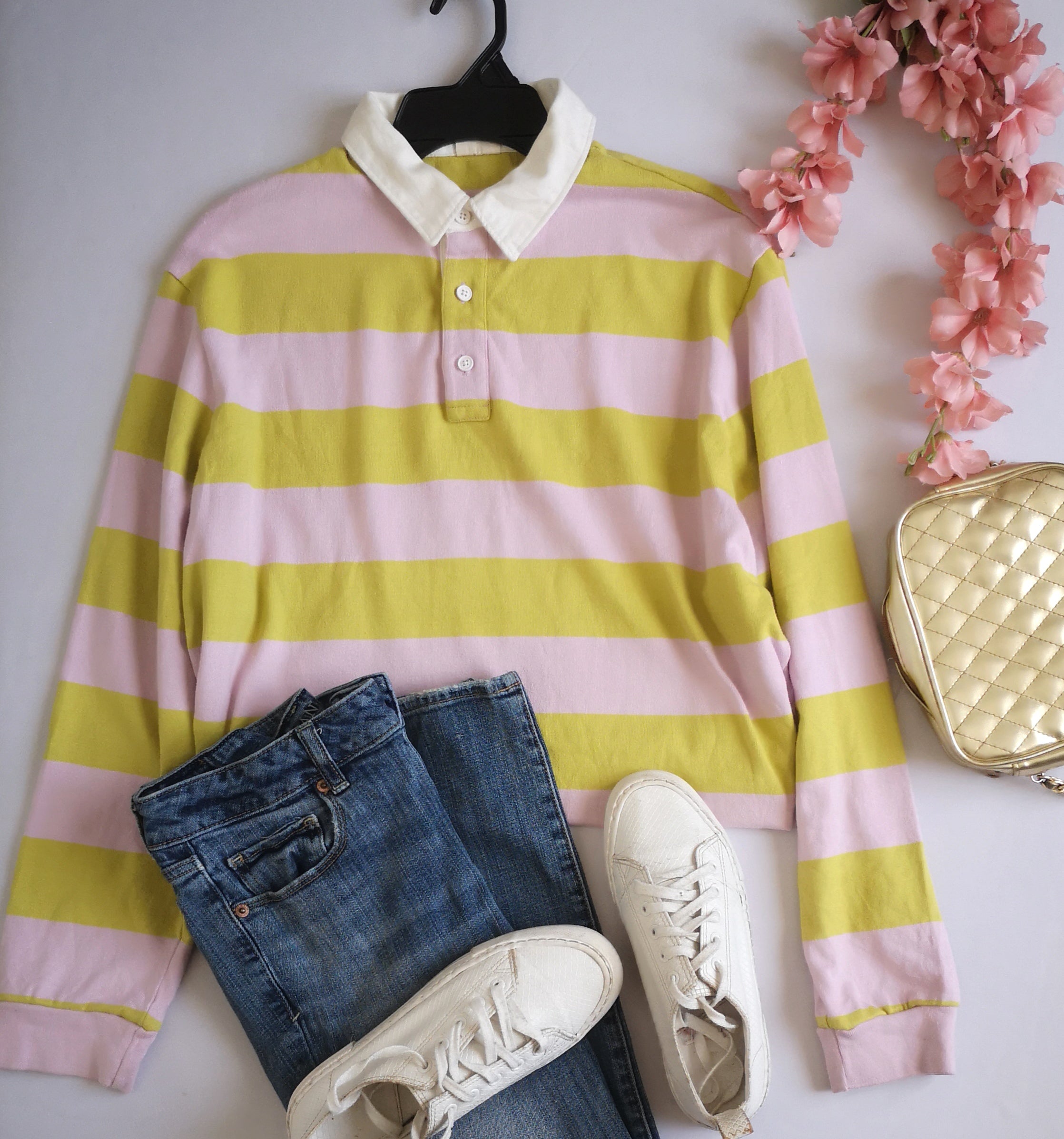 Blusa tipo polo ⚓