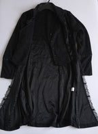 Chaqueta con botones y encaje