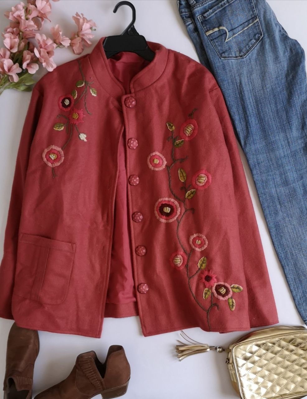 Chaqueta bordada