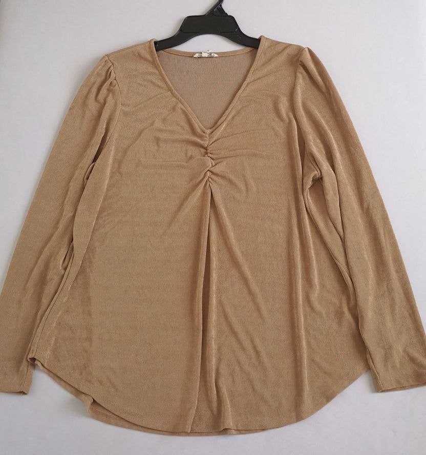 Pantalón con elástico en la cintura y blusa manga larga