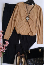 Pantalón con elástico en la cintura y blusa manga larga