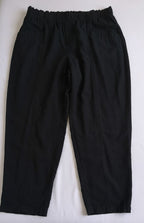 Pantalón con elástico en la cintura y blusa manga larga