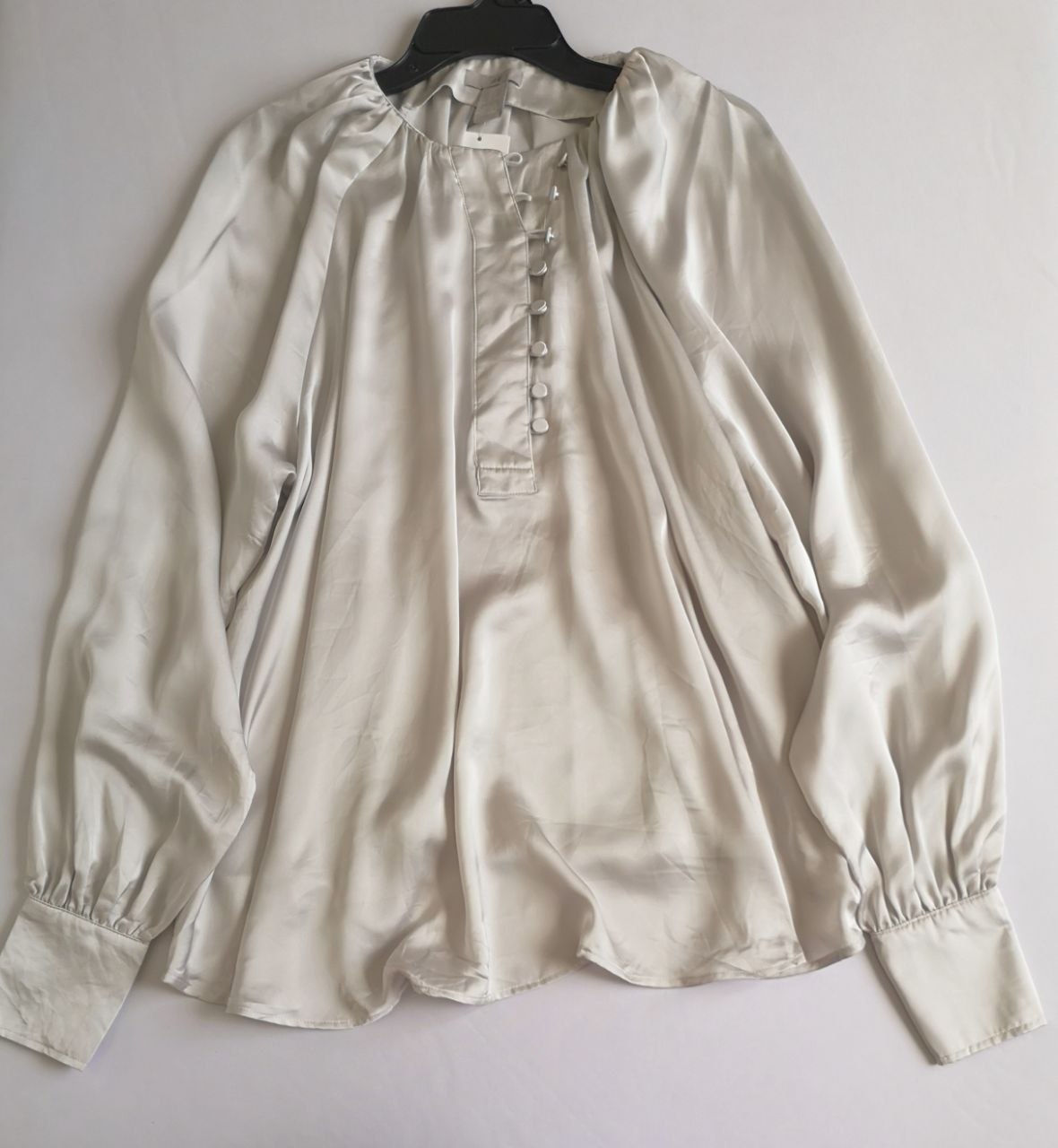 Pantalón con bolsas a los y blusa nueva ❤️